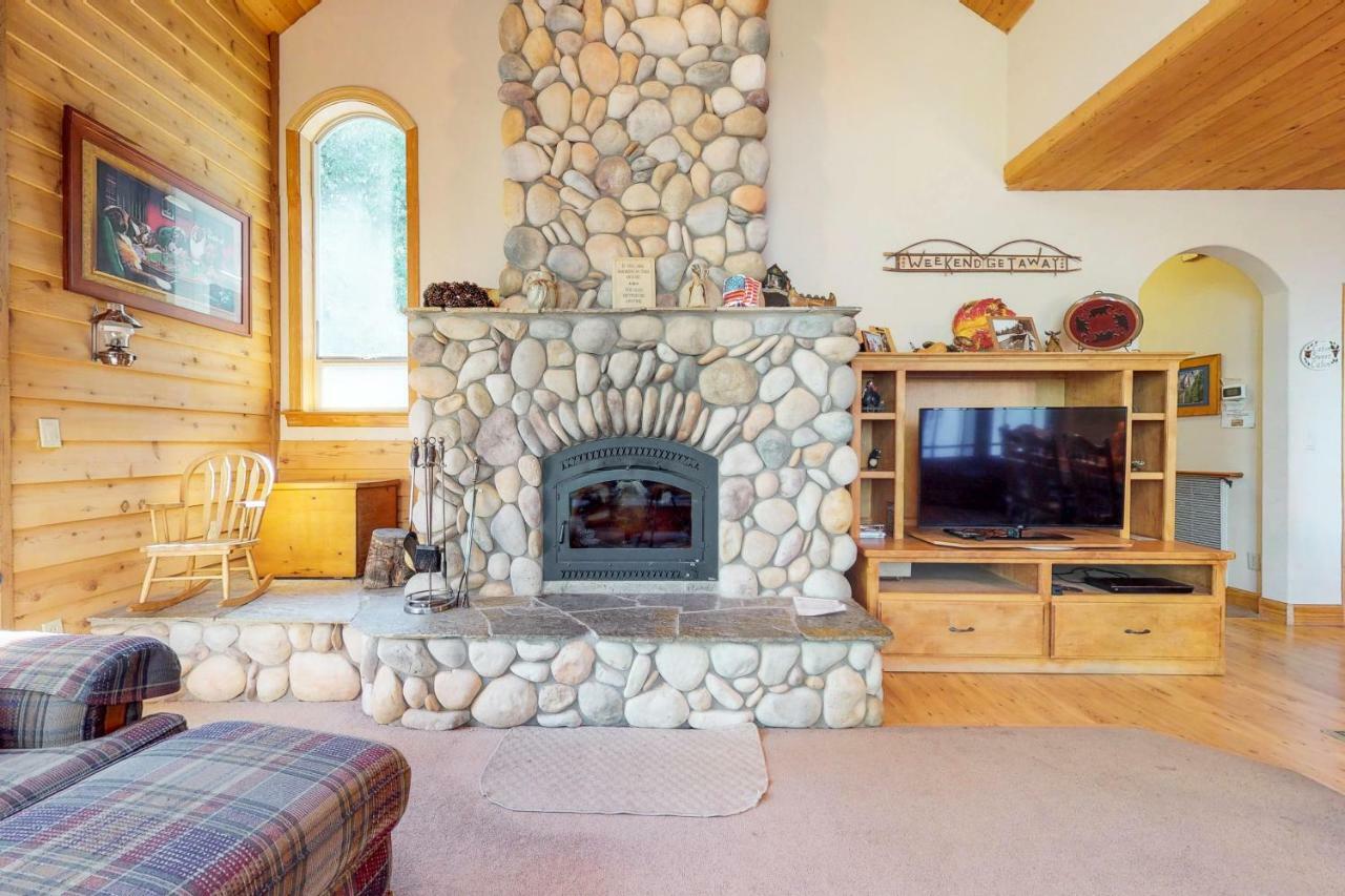 New England Cottage Shaver Lake Exterior foto
